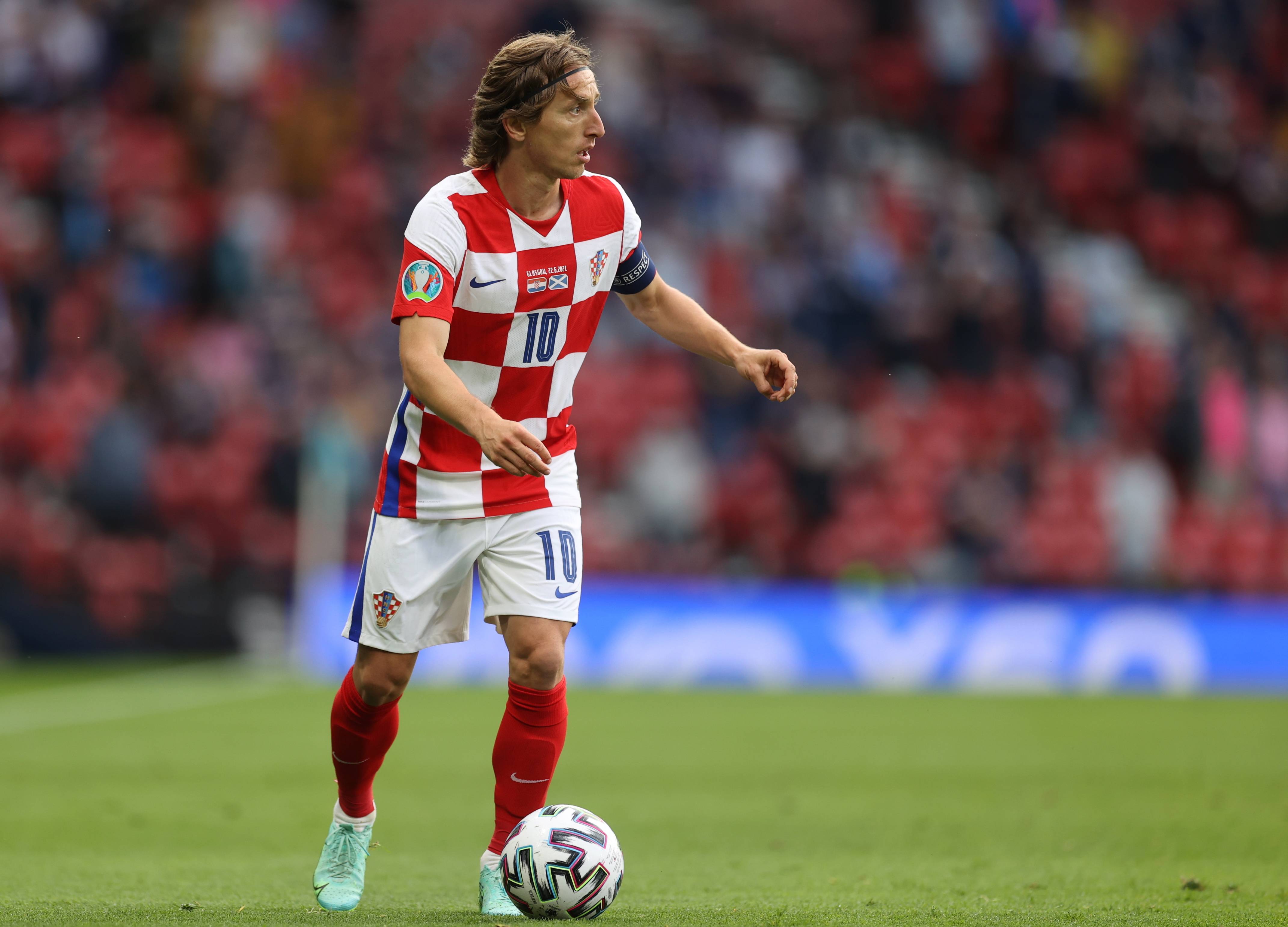 快船新星崭露锋芒 替补砍17分大胜老鹰终结五连败