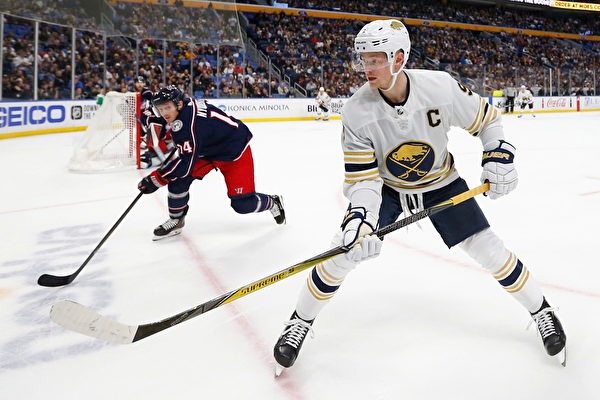 扑克里跟注前要想什么（扑克中跟注前应考虑的关键因素）